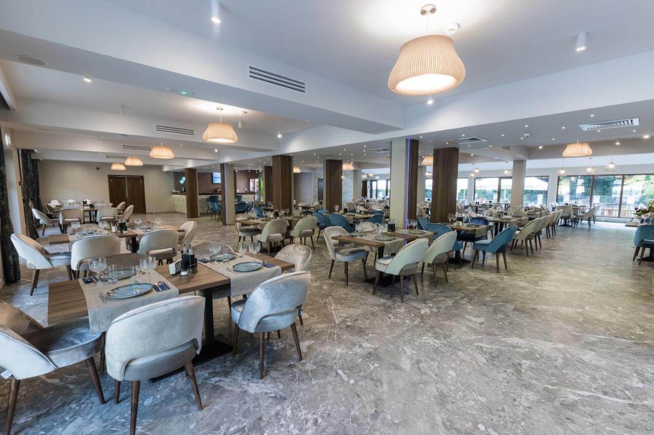 Nedei Hotel&Spa Transalpina Martinie Εξωτερικό φωτογραφία