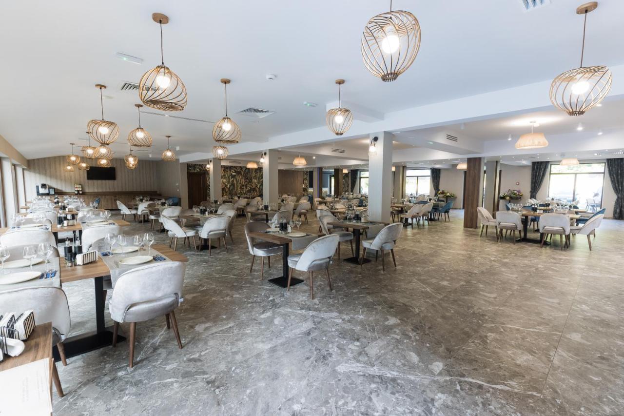 Nedei Hotel&Spa Transalpina Martinie Εξωτερικό φωτογραφία