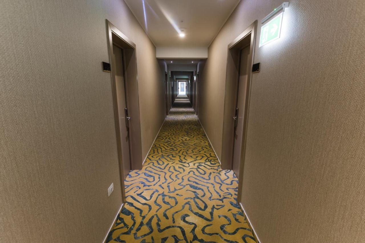 Nedei Hotel&Spa Transalpina Martinie Εξωτερικό φωτογραφία