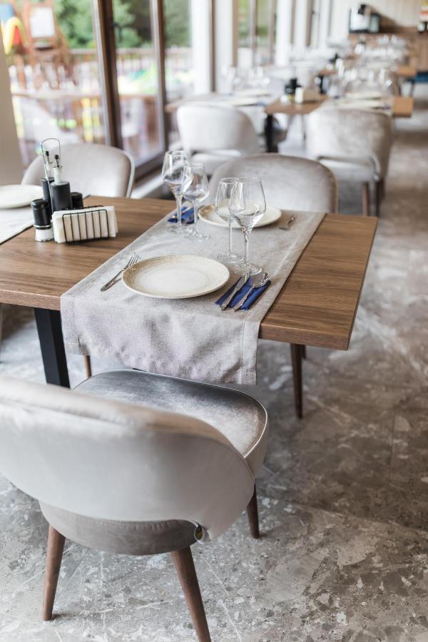 Nedei Hotel&Spa Transalpina Martinie Εξωτερικό φωτογραφία