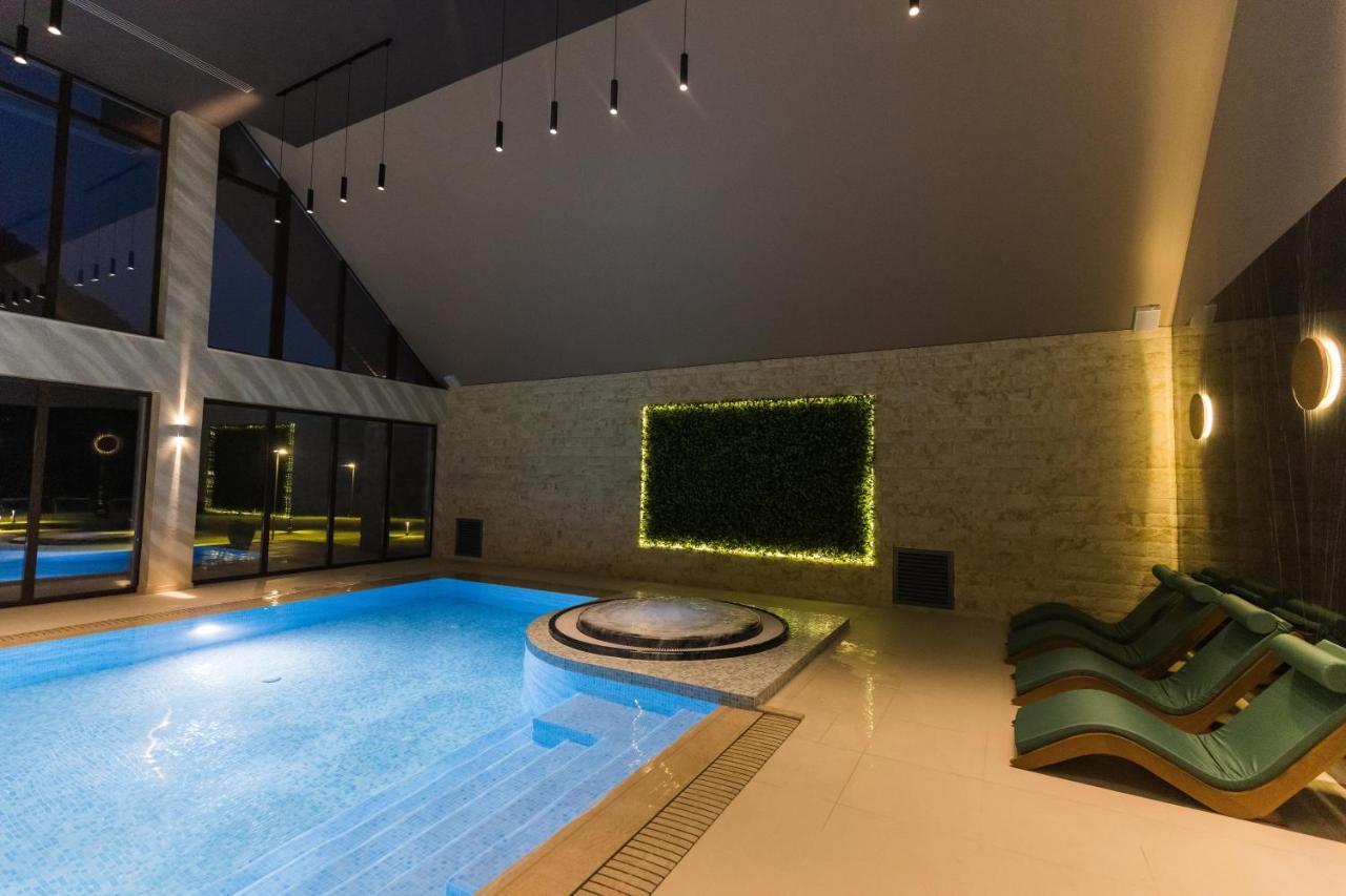 Nedei Hotel&Spa Transalpina Martinie Εξωτερικό φωτογραφία