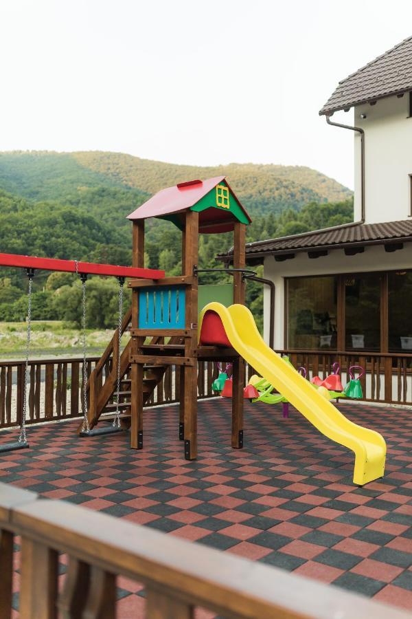 Nedei Hotel&Spa Transalpina Martinie Εξωτερικό φωτογραφία