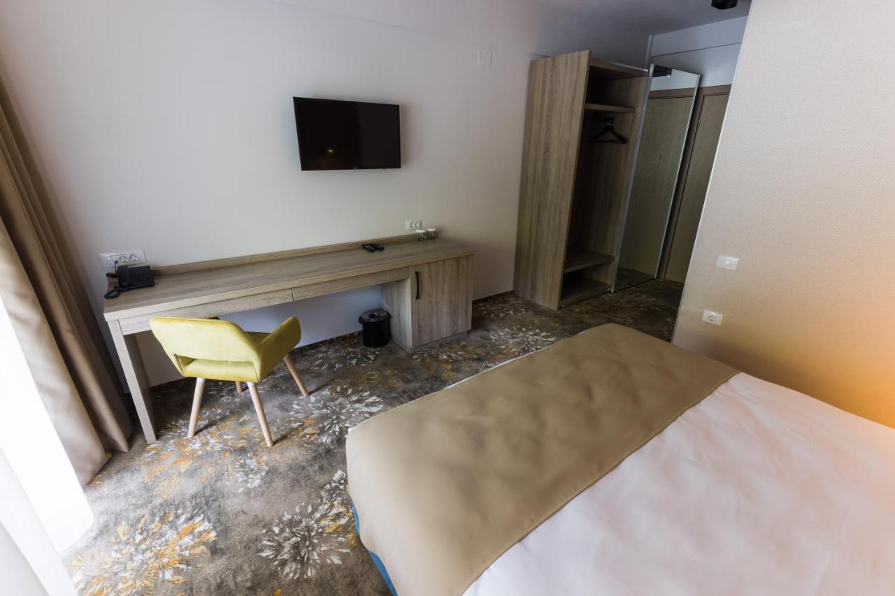 Nedei Hotel&Spa Transalpina Martinie Εξωτερικό φωτογραφία